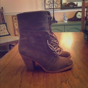 Kenneth Cole Boots